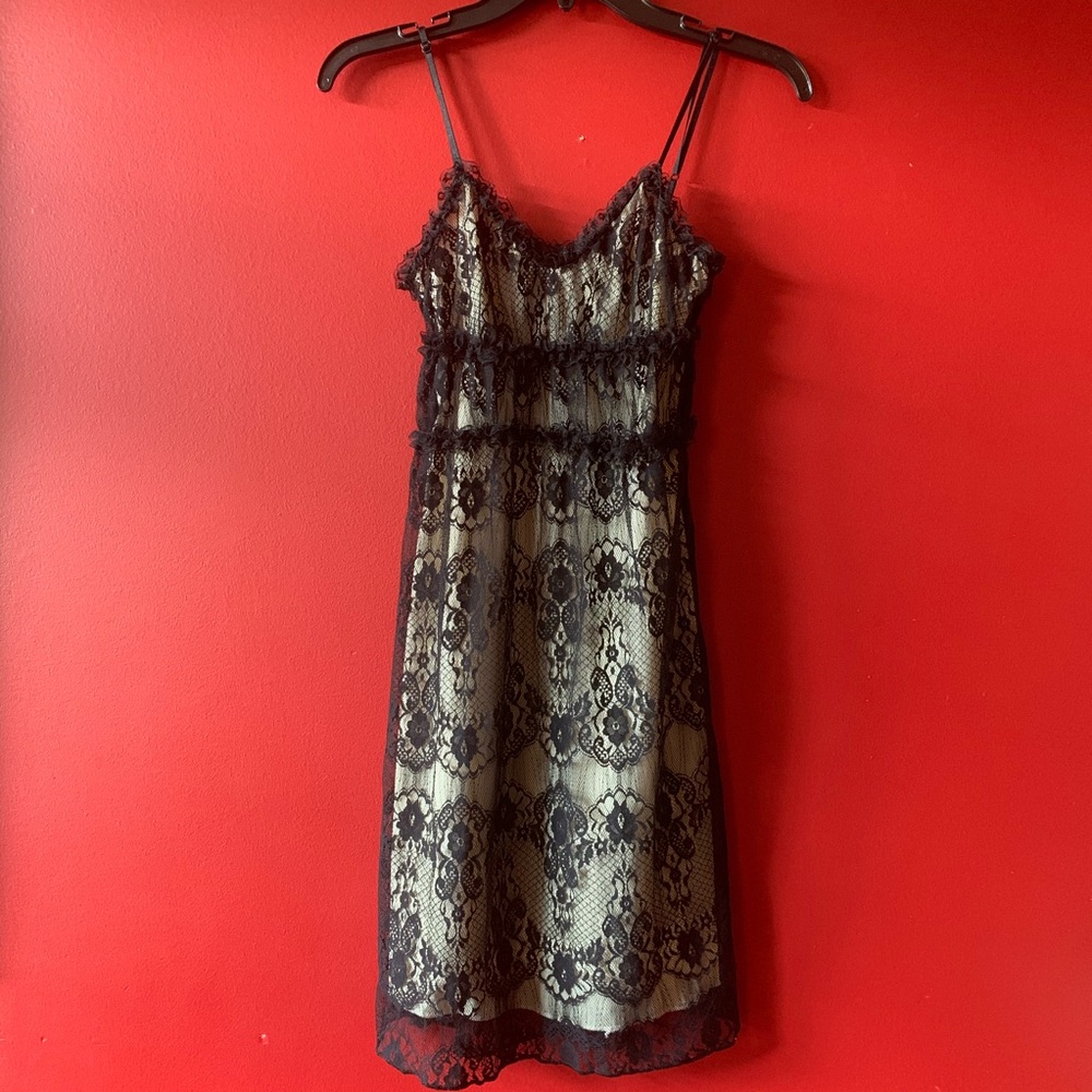 Black lace dress